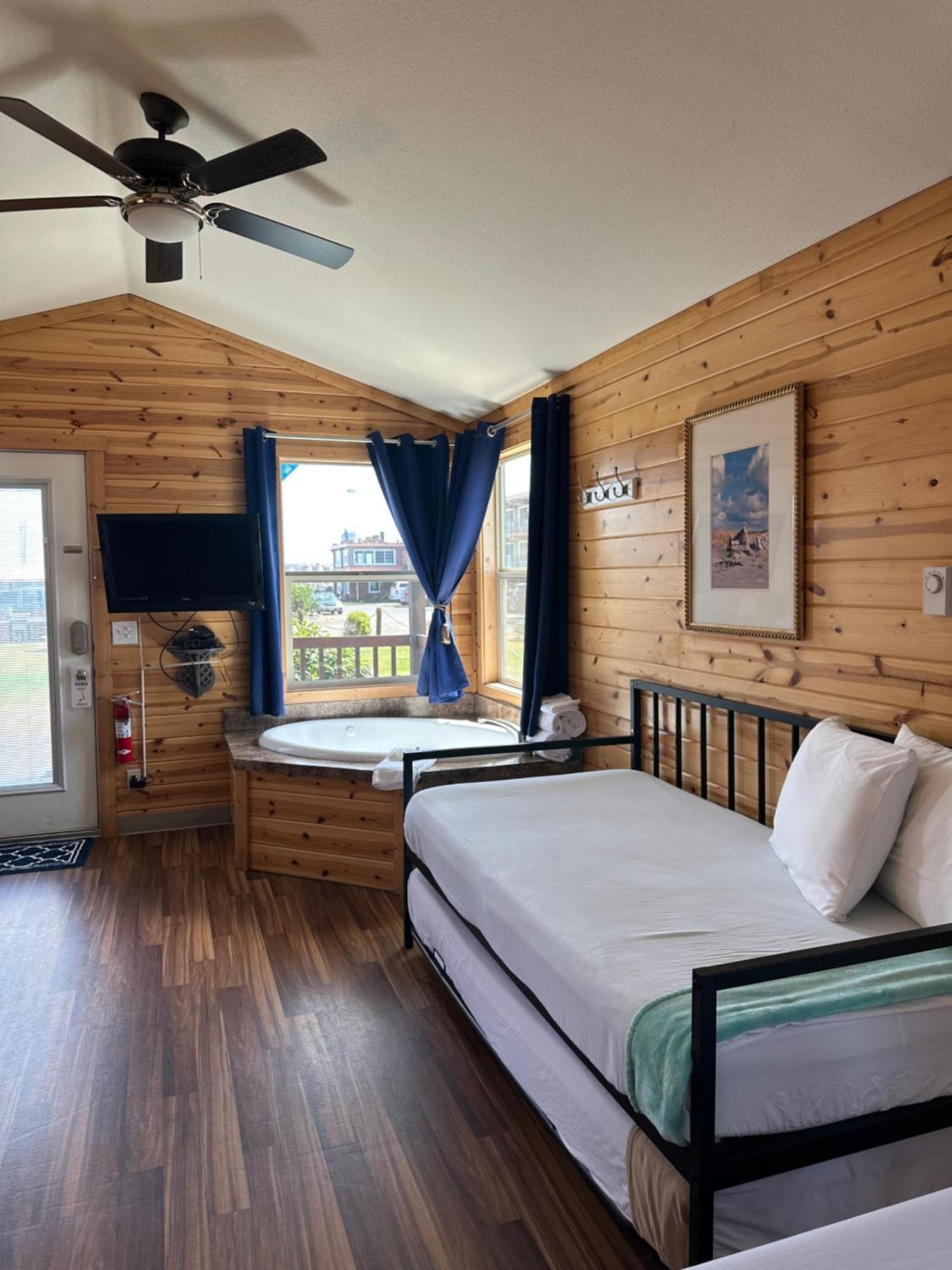 Westport Inn Cabins Exterior foto